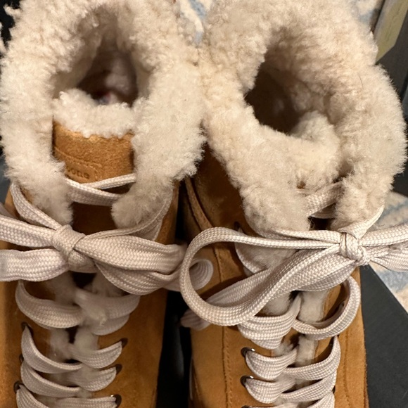 Rag and Bone suede booties lined. - Picture 2 of 6